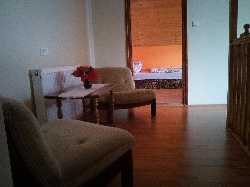 Agávé Apartman Sárvár Esterno foto